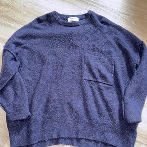 Zenana Outfitters Women's Navy Crewneck Sweater